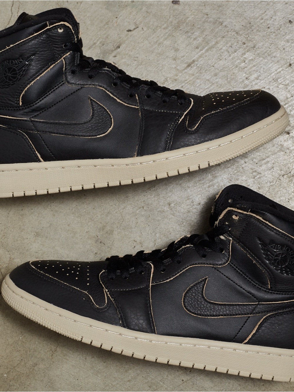 SAMPLE Nike Air Jordan 1 High Premium ‘Black/Desert Sand’